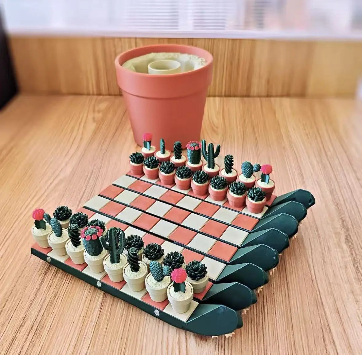 Magnetic Cactus & Succulent Theme International Chess Set with Artificial Plant Pots‌