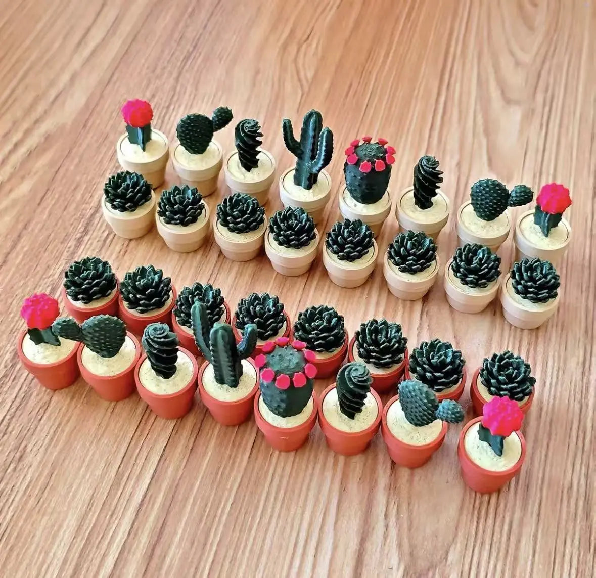 Magnetic Cactus & Succulent Theme International Chess Set with Artificial Plant Pots‌