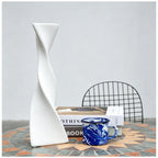 Creative Irregular Art Vase, Nordic Geometric White Ceramic Vase for Dried Flowers, Home Desktop Décor