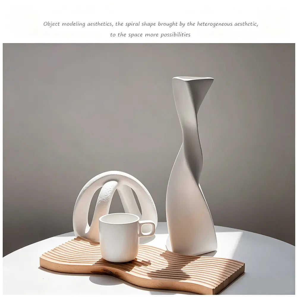 Creative Irregular Art Vase, Nordic Geometric White Ceramic Vase for Dried Flowers, Home Desktop Décor