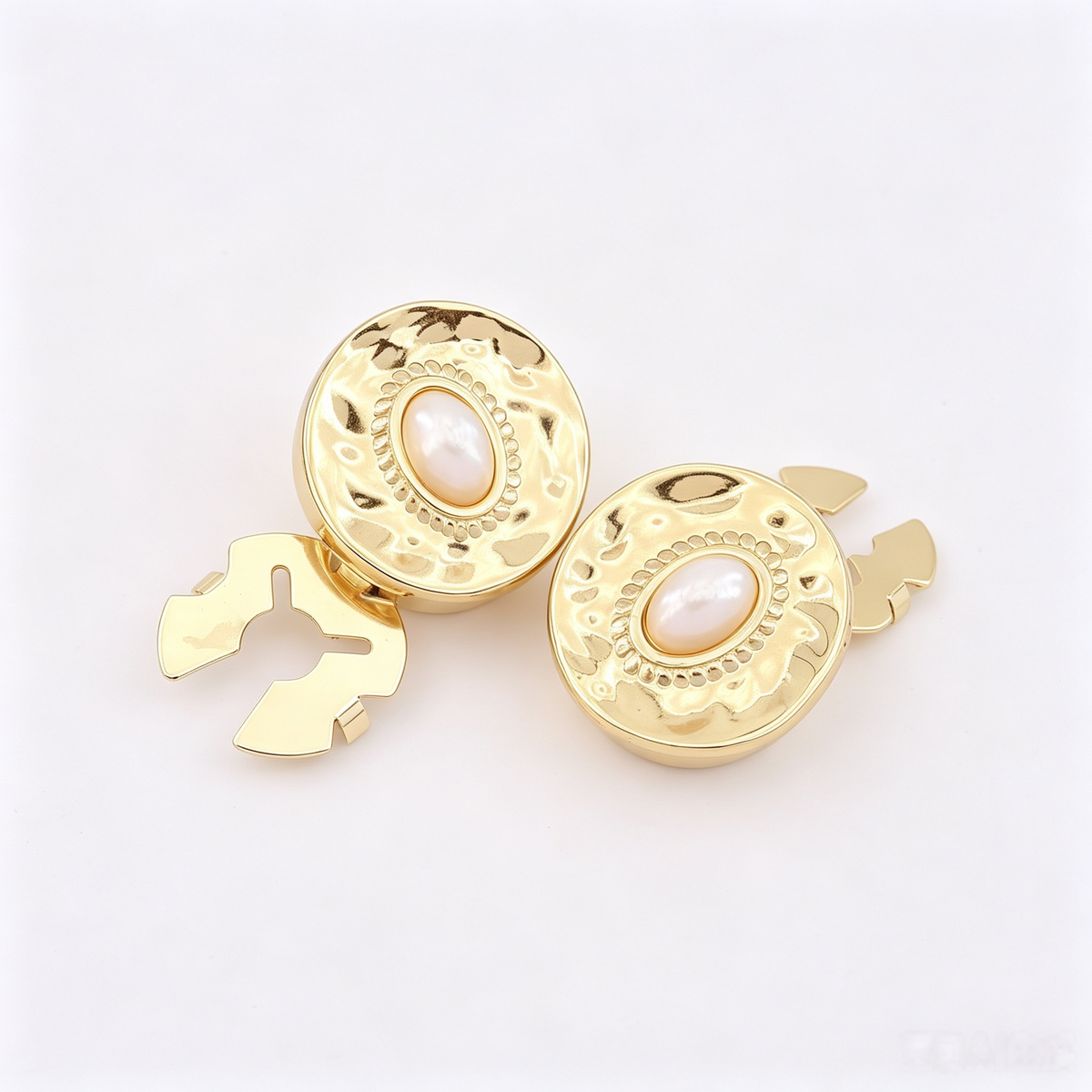 Western Geometric Pearl Clip-On Cuff Button Covers