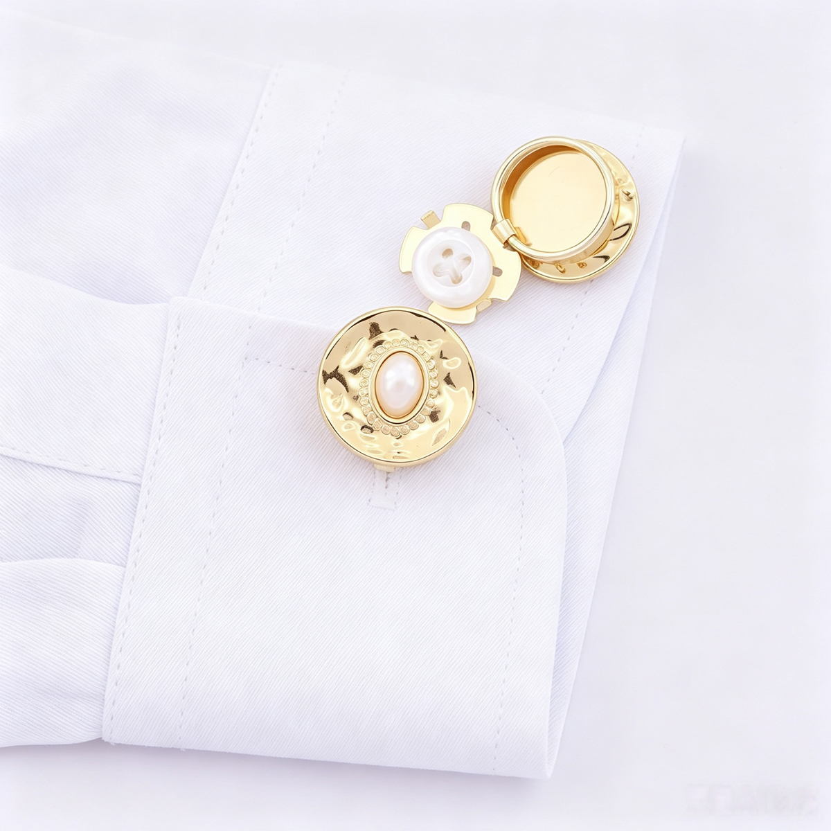 Western Geometric Pearl Clip-On Cuff Button Covers