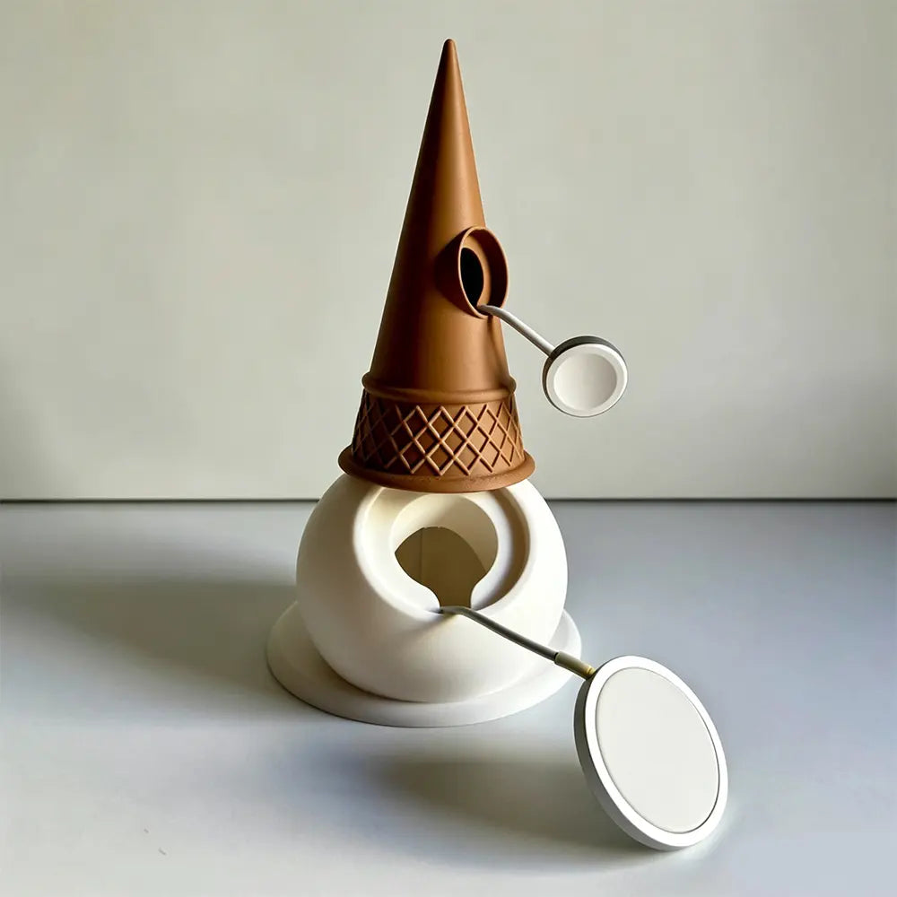 Novelty Ice Cream Cone Shaped Charging Holder, 2-in-1 Base for Apple MagSafe Wireless Charger